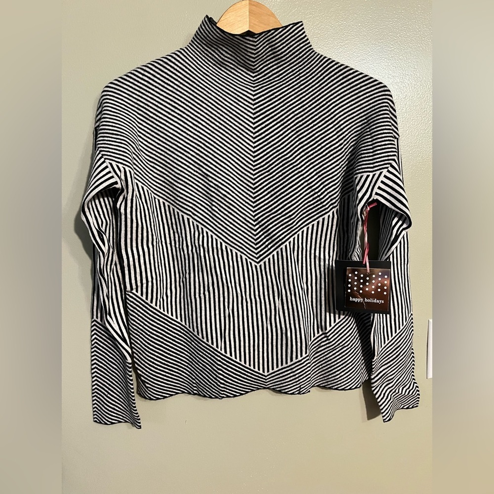 Cynthia Rowley Black Stripped White Knit Mock Neck Long Sleeve Sweater S NWT